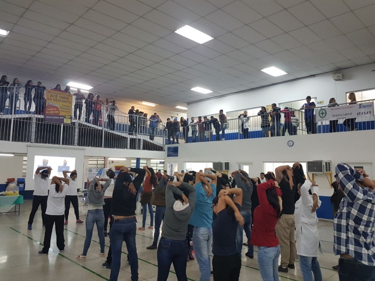 Apresentações sobre Ginastica Laboral 