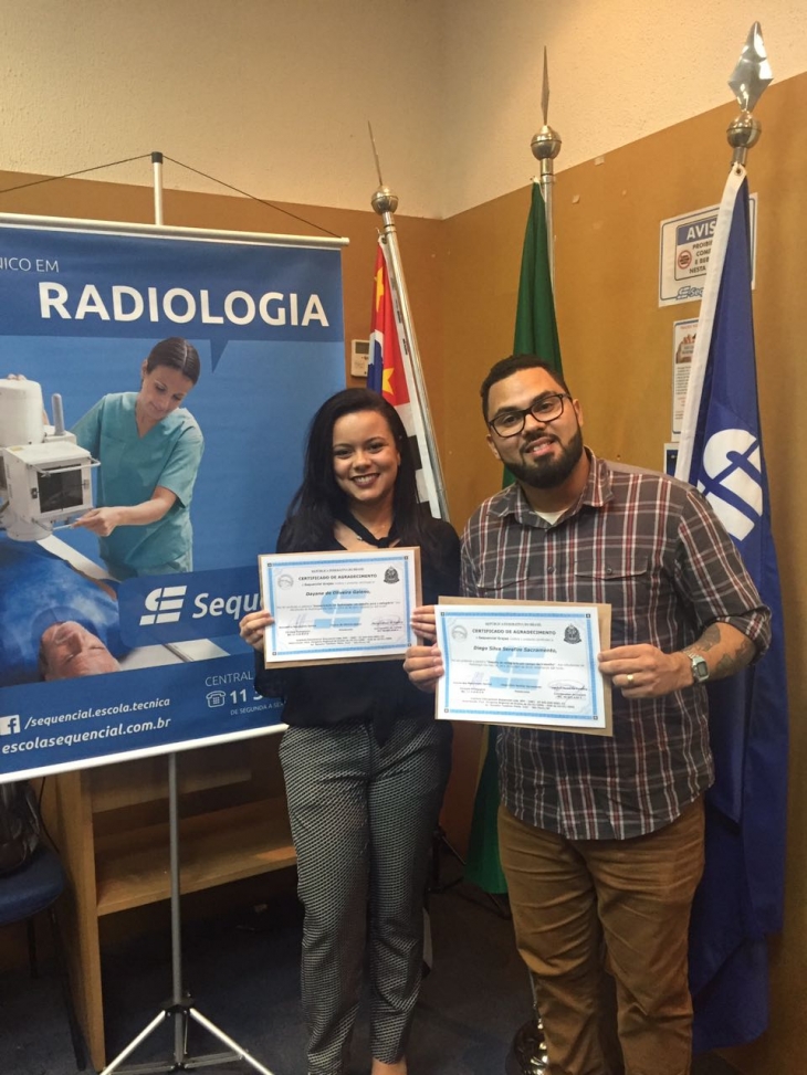 Palestra aos atuais alunos compartilhando as experiências vividas nos campos de estágio e no exercício profissional 