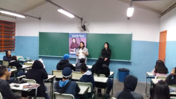 Evento Dias das profissões nas escolas estaduais - E.E. Francisco Parentes, e E.E. Prof. Pedro Moreira Matos