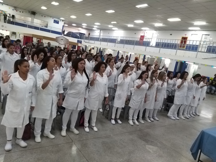 Juramento dos Auxiliares em Enfermagem, turmas manhã e tarde, concluintes do 1º semestre de 2019.
