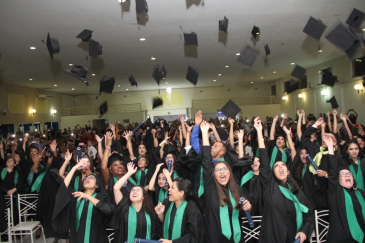 Juramento Solene e colação de grau dos Auxiliares em Enfermagem