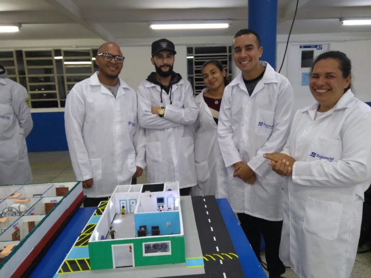 Apresentação de maquetes da estrutura física de diversas URs - turmas M28, N39 e N40 - Grajaú