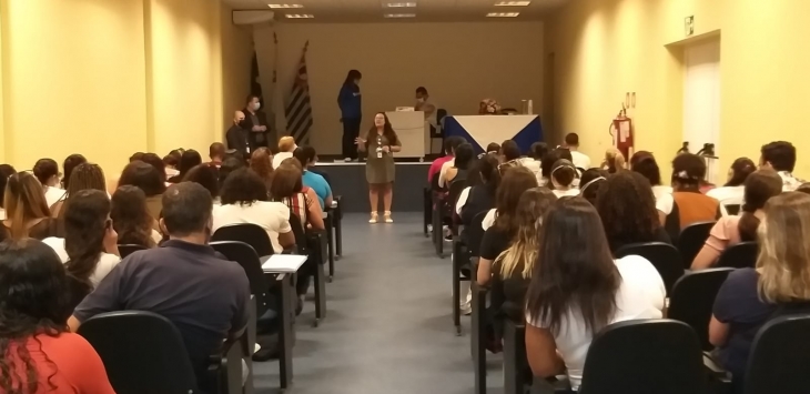 Palestra "Competências das Categorias, postura e ética na Enfermagem” 