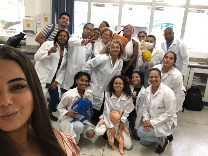 Aula prática no laboratório - Sequencial Capão Redondo